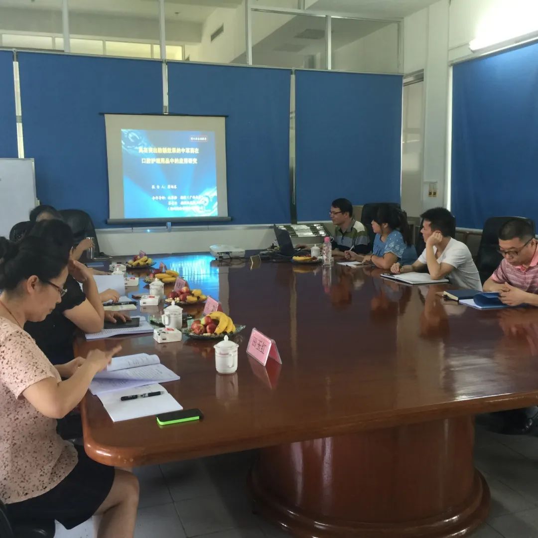 0fa3b2f989a323890555cbde22185555.jpg 0fa3b2f989a323890555cbde22185555.jpg